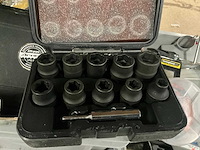 Diverse accessoires en handgereedschap - afbeelding 22 van  22