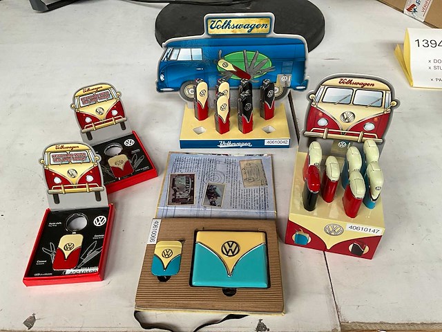 Diverse accessoires in volkswagen thema - afbeelding 1 van  6