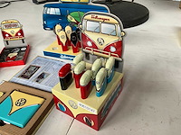 Diverse accessoires in volkswagen thema - afbeelding 2 van  6