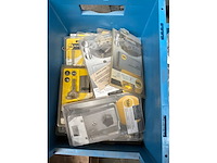 Diverse accessoires voor deuren en kasten - afbeelding 2 van  11