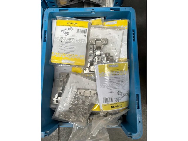 Diverse accessoires voor deuren en kasten - afbeelding 9 van  11