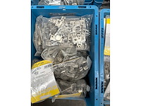 Diverse accessoires voor deuren en kasten - afbeelding 5 van  11