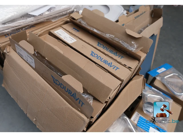 Diverse accessoires voor sanitair - afbeelding 10 van  10