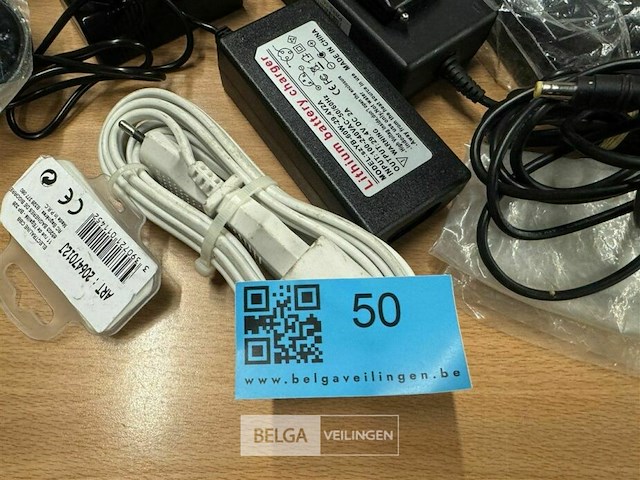 Diverse adapters & divers - afbeelding 6 van  6