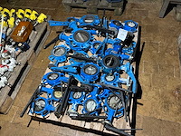 Diverse afsluitkleppen - afbeelding 1 van  2