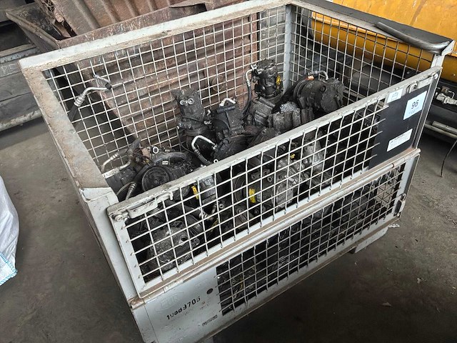 Diverse aircopompen - afbeelding 8 van  8