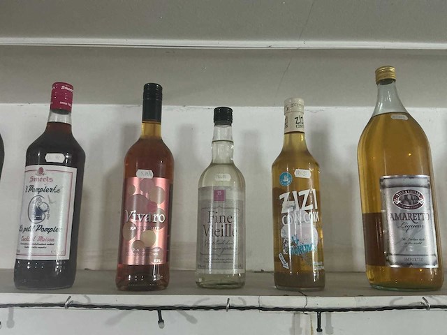 Diverse alcoholische dranken (50x) - afbeelding 2 van  12