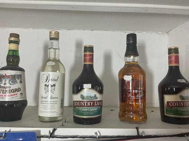 Diverse alcoholische dranken (50x) - afbeelding 10 van  12