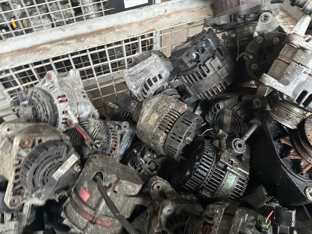 Diverse alternators - afbeelding 3 van  6