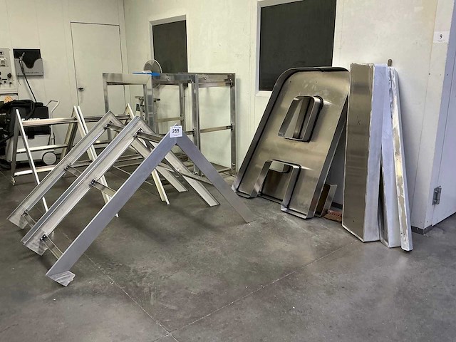 Diverse alu frames (6x) - afbeelding 1 van  4