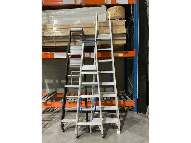 Diverse alu trapladders (3x) - afbeelding 2 van  4