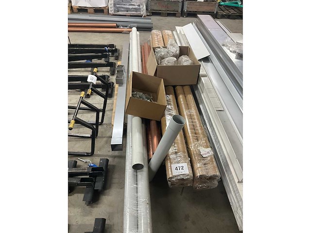 Diverse aluminium afvoerbuizen - afbeelding 2 van  10