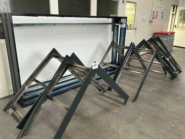 Diverse aluminium frames (8x) - afbeelding 1 van  7