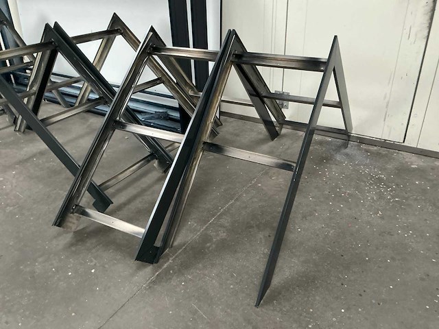 Diverse aluminium frames (8x) - afbeelding 5 van  7