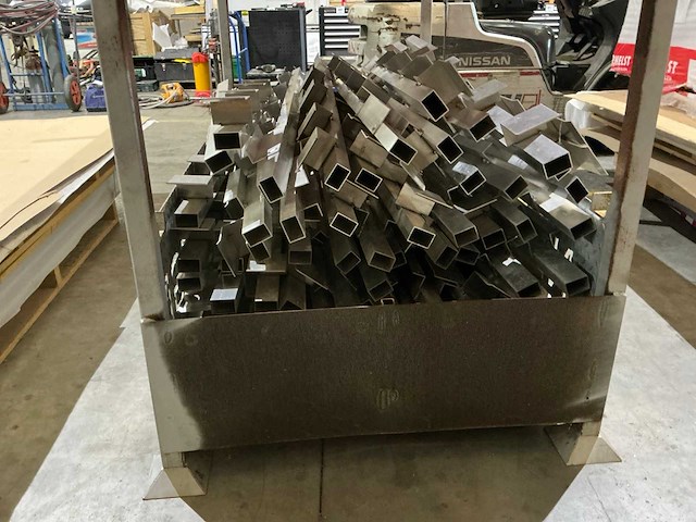 Diverse aluminium houders - afbeelding 4 van  6