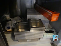 Diverse apparatuur en verbruiksartikelen voor de horeca - afbeelding 7 van  10