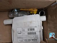 Diverse apparatuur en verbruiksartikelen voor verwarmingsinstallateurs - afbeelding 3 van  13