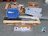 Diverse apparatuur en verbruiksartikelen voor verwarmingsinstallateurs - afbeelding 1 van  13