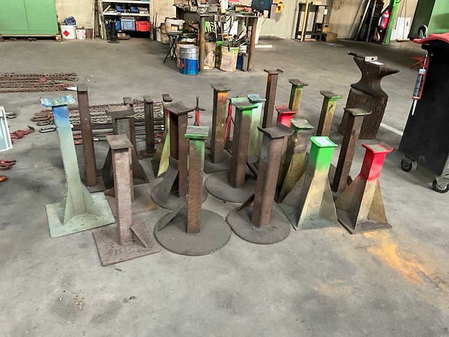 Diverse assteun (25x) - afbeelding 2 van  8