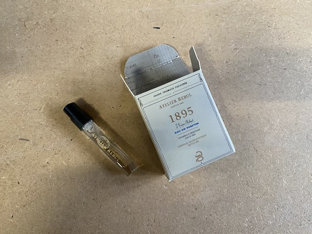 Diverse "atelier rebul" doosjes met stalen + zakken - afbeelding 3 van  4