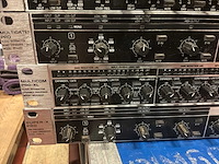 Diverse audio apparatuur - afbeelding 7 van  10