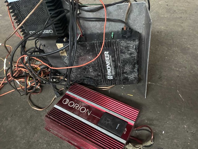 Diverse audioversterkers (4x) - afbeelding 3 van  6