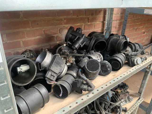 Diverse auto-onderdelen - afbeelding 3 van  6