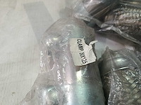 Diverse auto-onderdelen/uitlaatmoffen waaronder clamps en workers (19x) - afbeelding 2 van  3