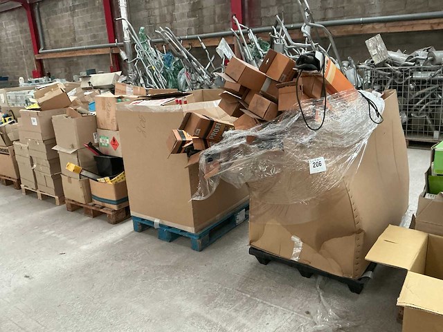 Diverse auto toebehoren - afbeelding 1 van  8