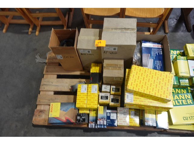 Diverse autofilters bosch - afbeelding 1 van  21