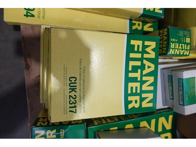 Diverse autofilters mann-filter - afbeelding 15 van  26