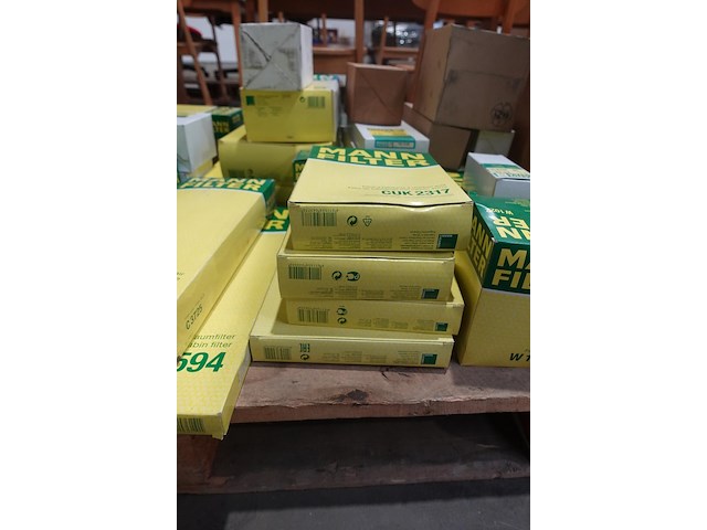 Diverse autofilters mann-filter - afbeelding 16 van  26