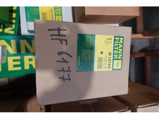 Diverse autofilters mann-filter - afbeelding 18 van  26