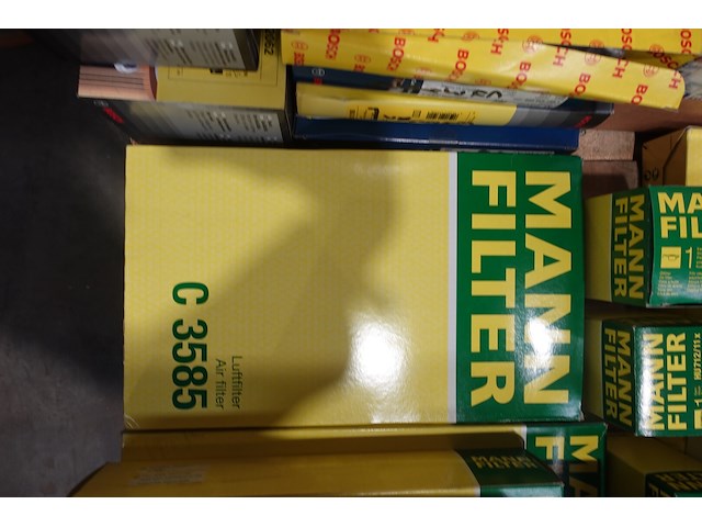 Diverse autofilters mann-filter - afbeelding 20 van  26