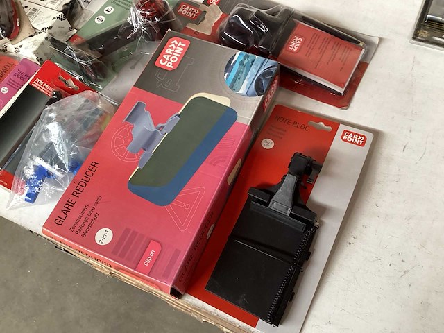 Diverse automotive accessoires - afbeelding 2 van  7