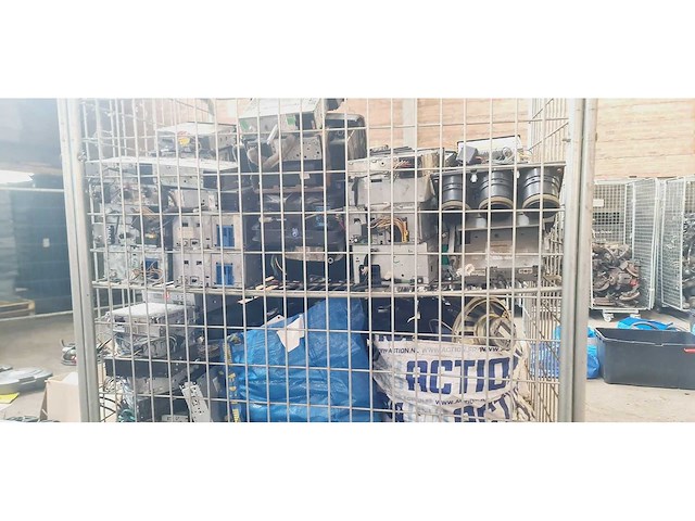 Diverse autoradio’s en cd laders (80x) - afbeelding 3 van  12