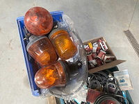 Diverse auto/vrachtwagen onderdelen en accessoires - afbeelding 7 van  7