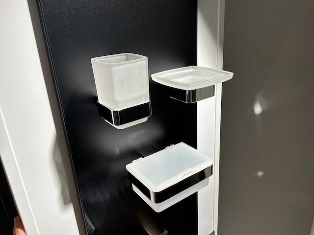 Diverse badkamer accessoires (27x) - afbeelding 5 van  16
