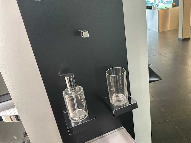 Diverse badkamer accessoires (29x) - afbeelding 5 van  17