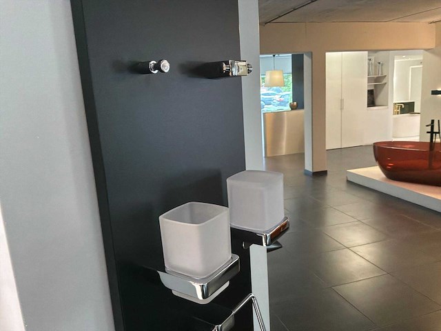 Diverse badkamer accessoires (29x) - afbeelding 16 van  17