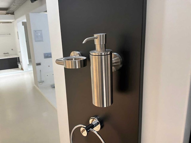 Diverse badkamer accessoires (29x) - afbeelding 4 van  12