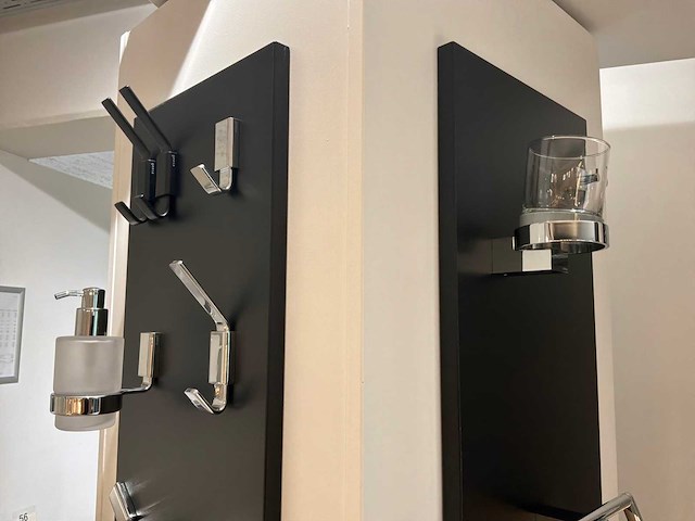 Diverse badkamer accessoires (29x) - afbeelding 1 van  12