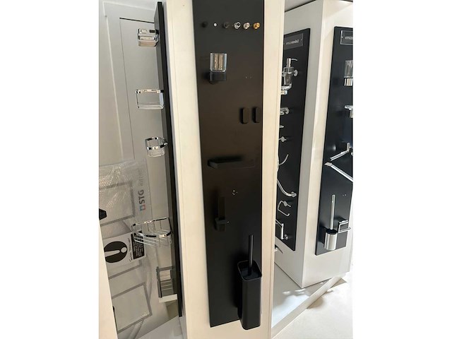 Diverse badkamer accessoires (32x) - afbeelding 9 van  15