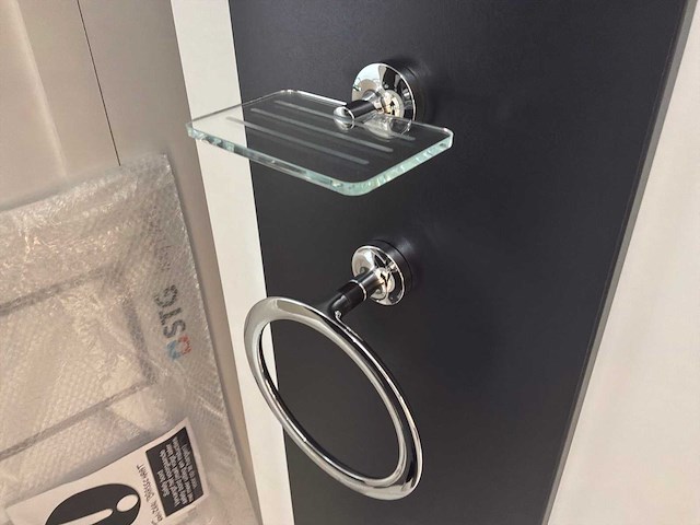 Diverse badkamer accessoires (32x) - afbeelding 13 van  15