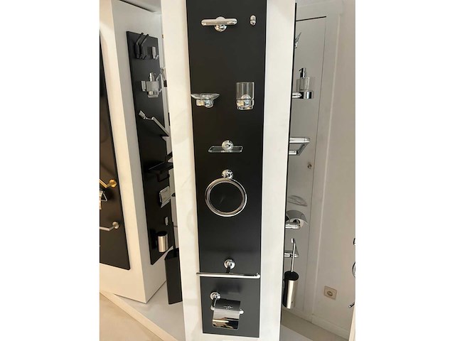 Diverse badkamer accessoires (32x) - afbeelding 8 van  15