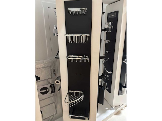 Diverse badkamer accessoires (32x) - afbeelding 10 van  15