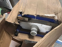 Diverse badkamermeubels - afbeelding 5 van  9