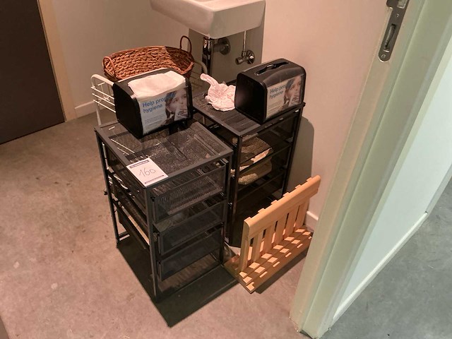 Diverse badkamerrekjes (3x) - afbeelding 1 van  4