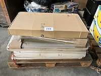 Diverse badkamerspiegels (9x) - afbeelding 1 van  6