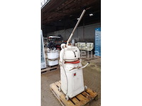 Diverse bakkerijtoestellen - afbeelding 3 van  8